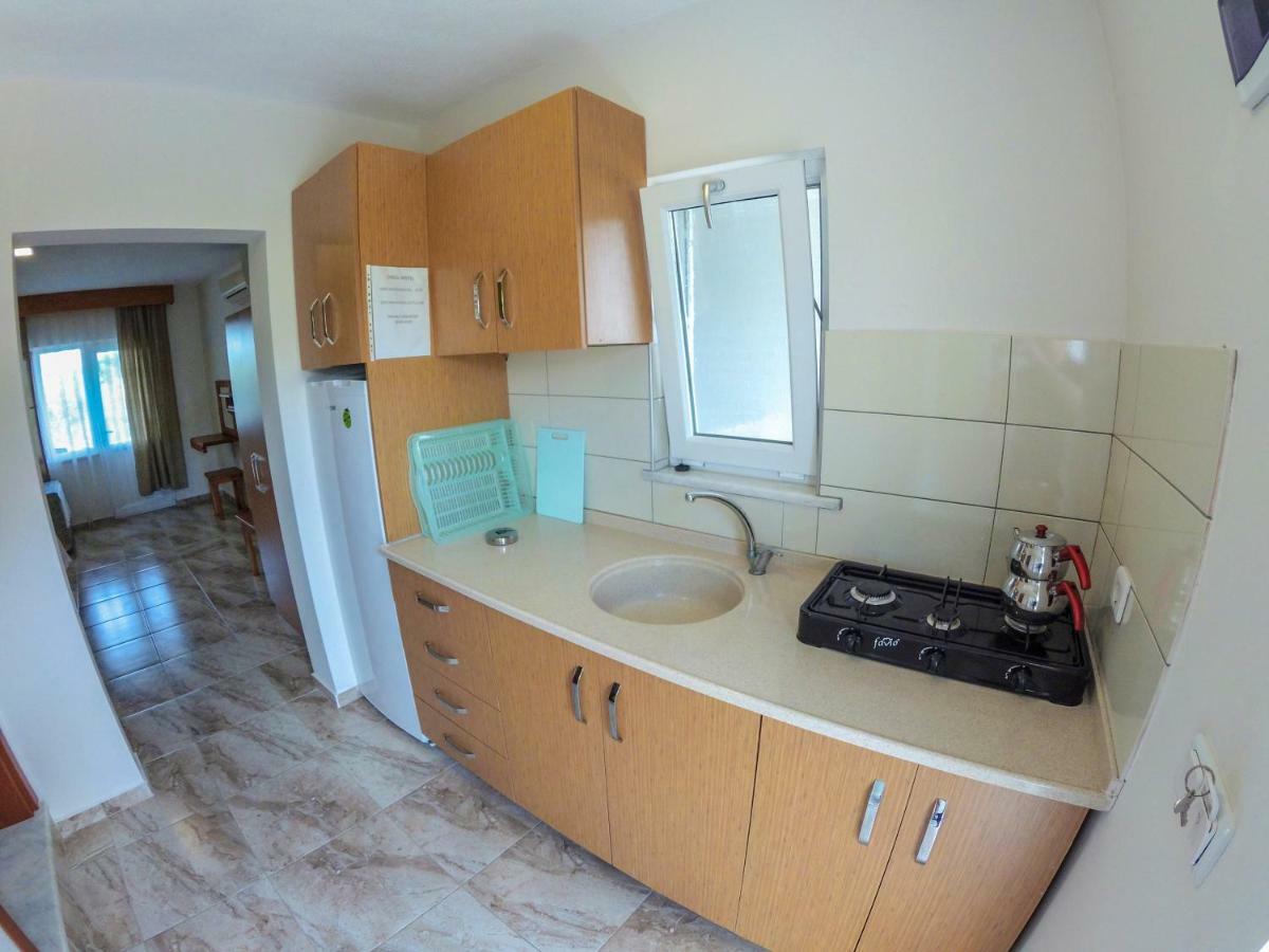 Ergul Motel Kucukkuyu Esterno foto