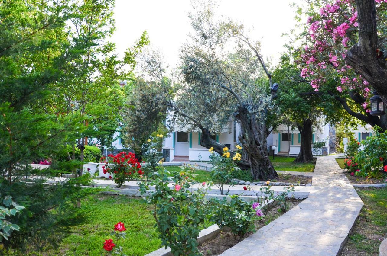 Ergul Motel Kucukkuyu Esterno foto